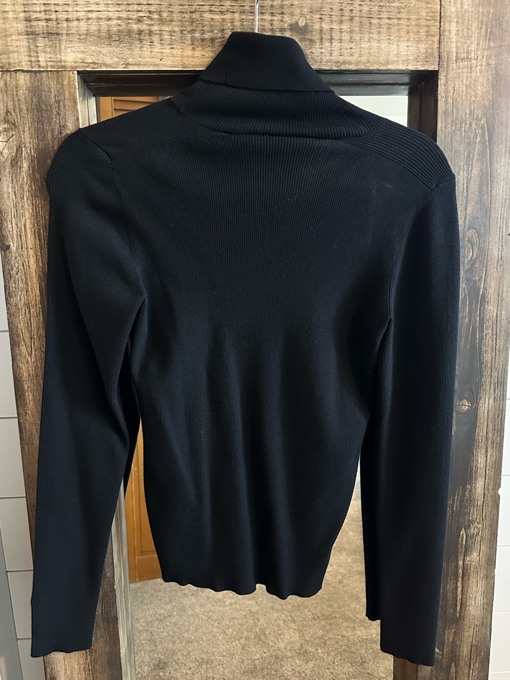 Tory Burch Black Ribbed Turtleneck Sweater Logo Sleeve Women’s S - Picture 2 of 4